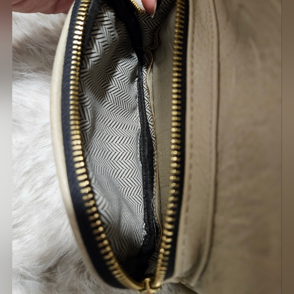 Steve Madden Mini Backpack - Picture 4 of 4